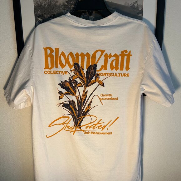 BloomCraft Collective Horticulture tee (Large) - Picture 1 of 2